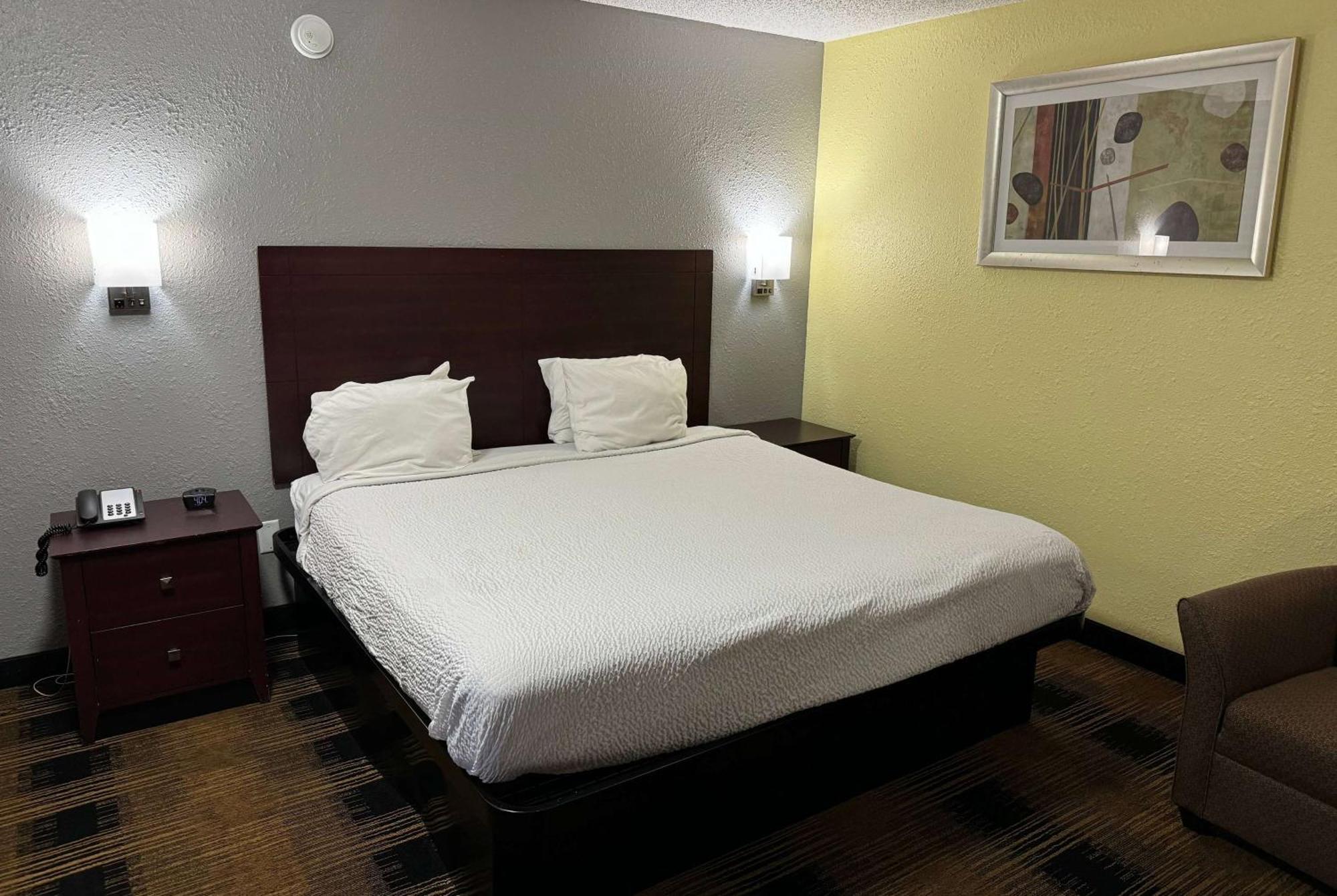 Travelodge By Wyndham Airport Platte City Bagian luar foto