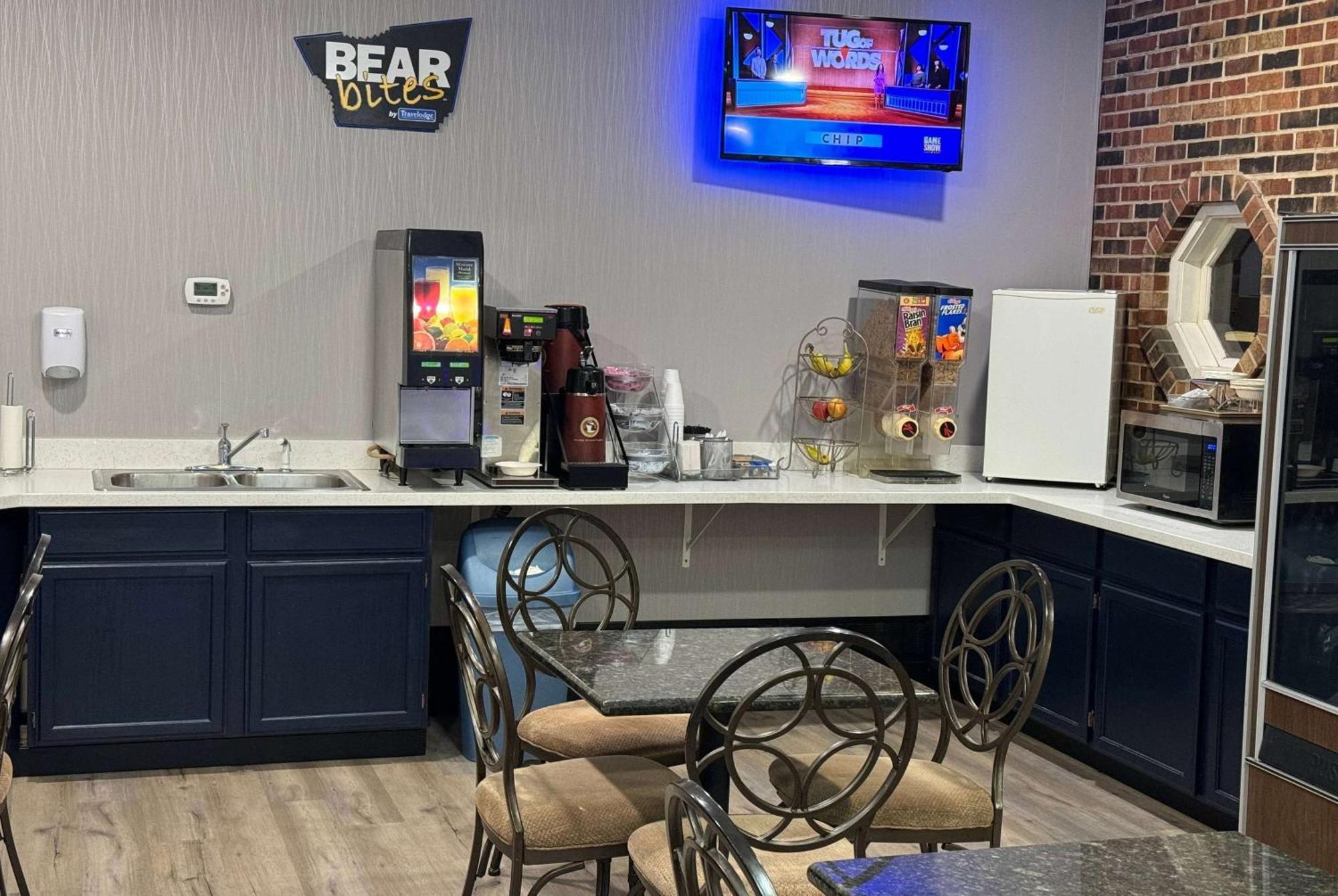 Travelodge By Wyndham Airport Platte City Bagian luar foto