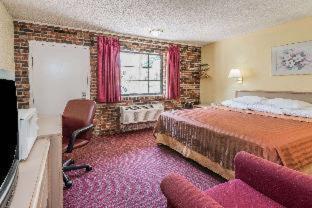 Travelodge By Wyndham Airport Platte City Ruang foto
